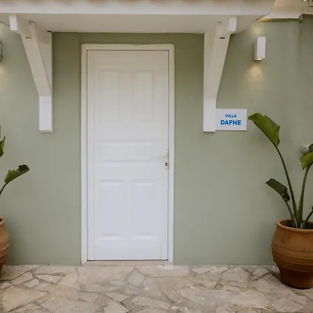 Daphne Periyalli Villa